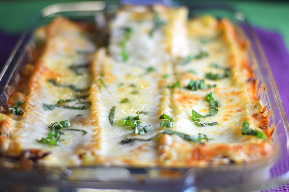 Chicken and artichoke lasagna with basil recipe