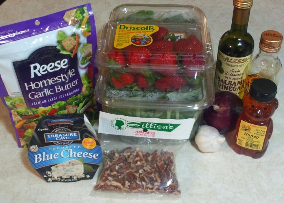 Balsamic Strawberry Summer Salad ingredients