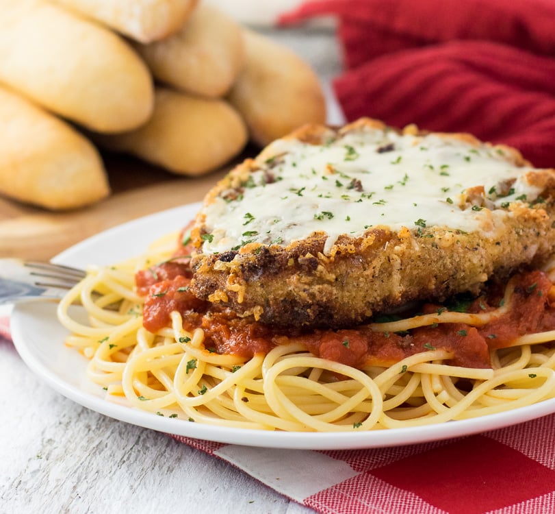 How to Make Chicken Parmesan