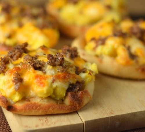 English Muffin Breakfast Pizza Recipe