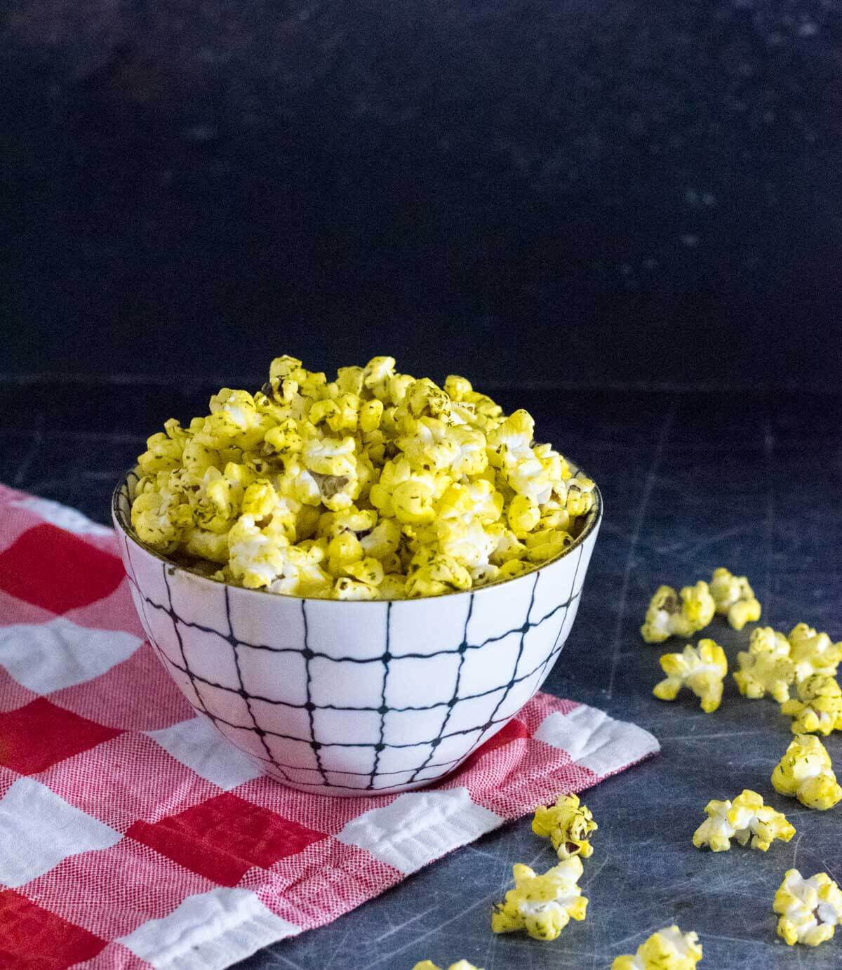 Homemade Dill Pickle Popcorn - Fork in the Kitchen