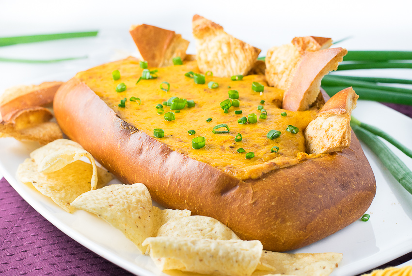 Easy Chili Cheese Dip Bread Boat Recipe