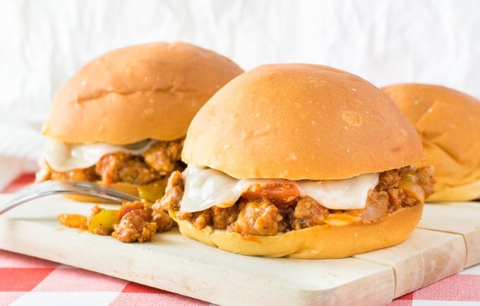 How to Make Sausage Pizza Sloppy Joes