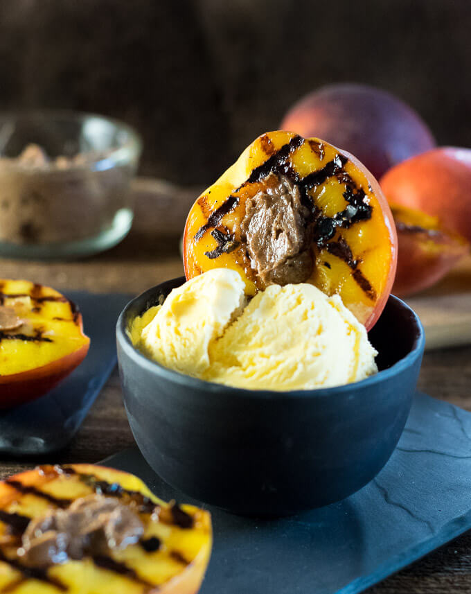 Grilled Peaches with Ice Cream