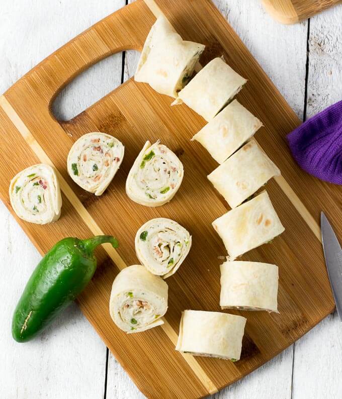 Bacon Jalapeno Popper Pinwheels Recipe.