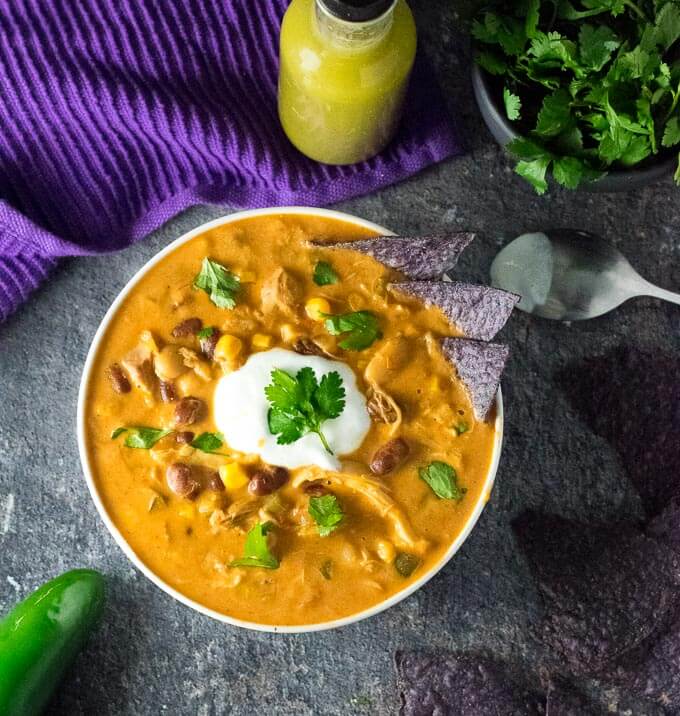 Slow Cooker Chicken Queso Chili Recipe