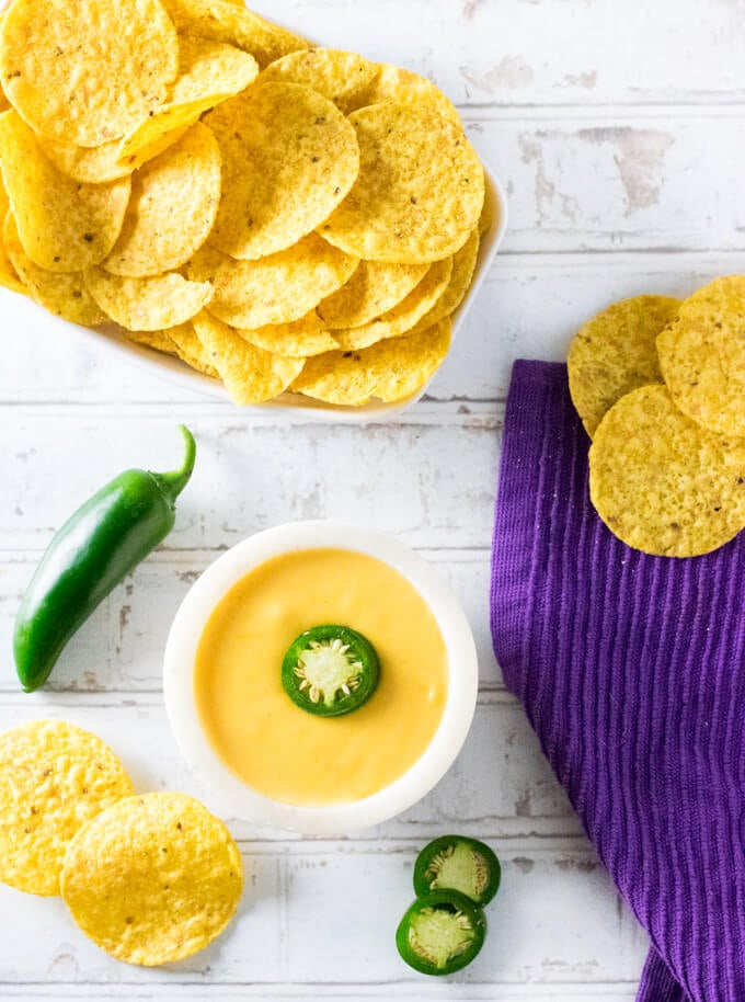 How to make nacho cheese sauce