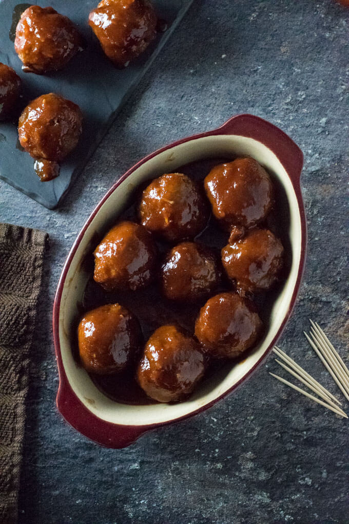 How to make Meatballs with grape jelly and chili sauce