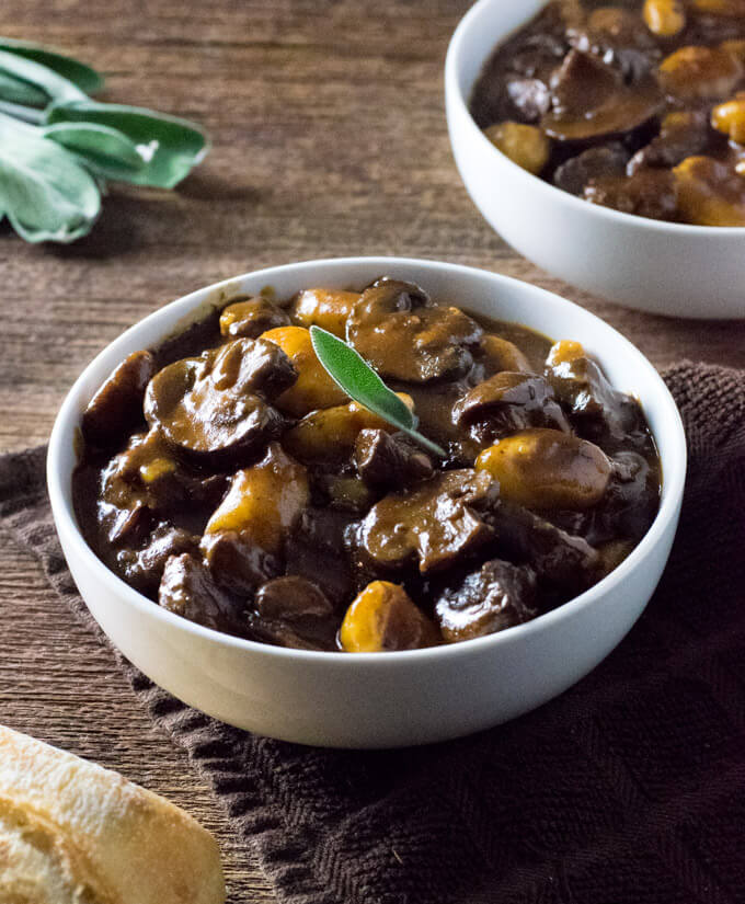 How to Make beef and mushroom stew.