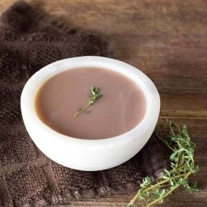 Red wine gravy