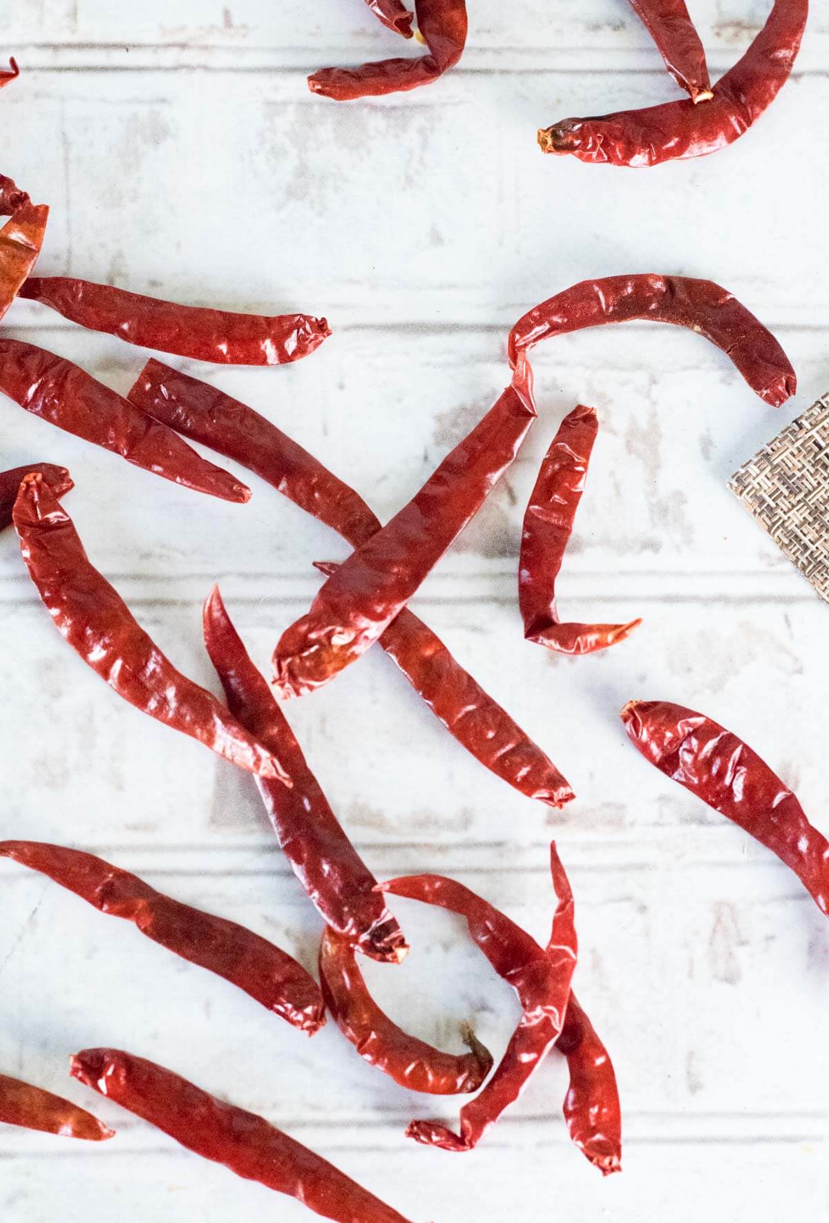 Dried boldog peppers shown from above.