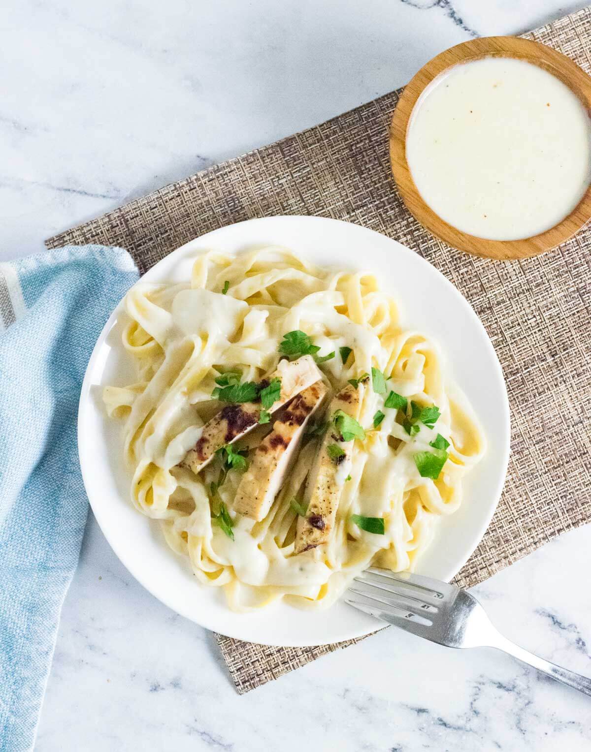 Alfredo Sauce without Heavy Cream - Fox Valley Foodie