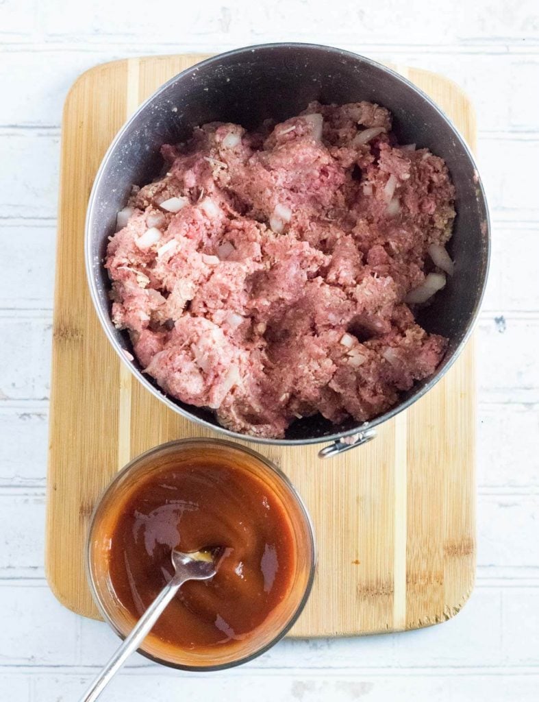 Mix together the meatloaf ingredients.