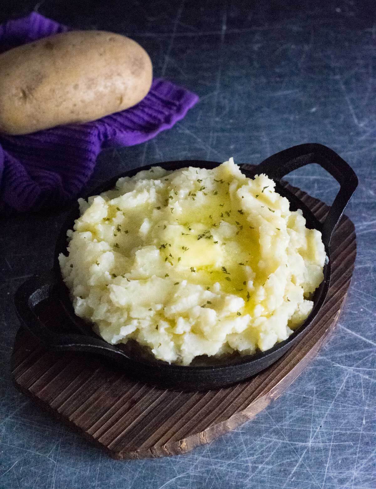 Mashed potatoes without milk.