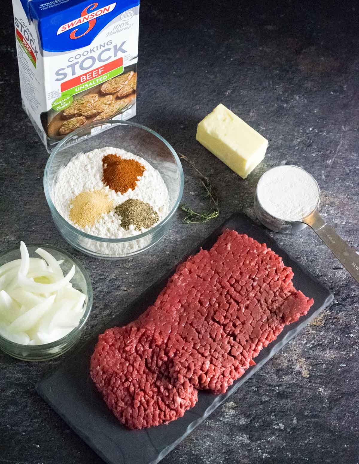 Showing baked cube steak ingredients.