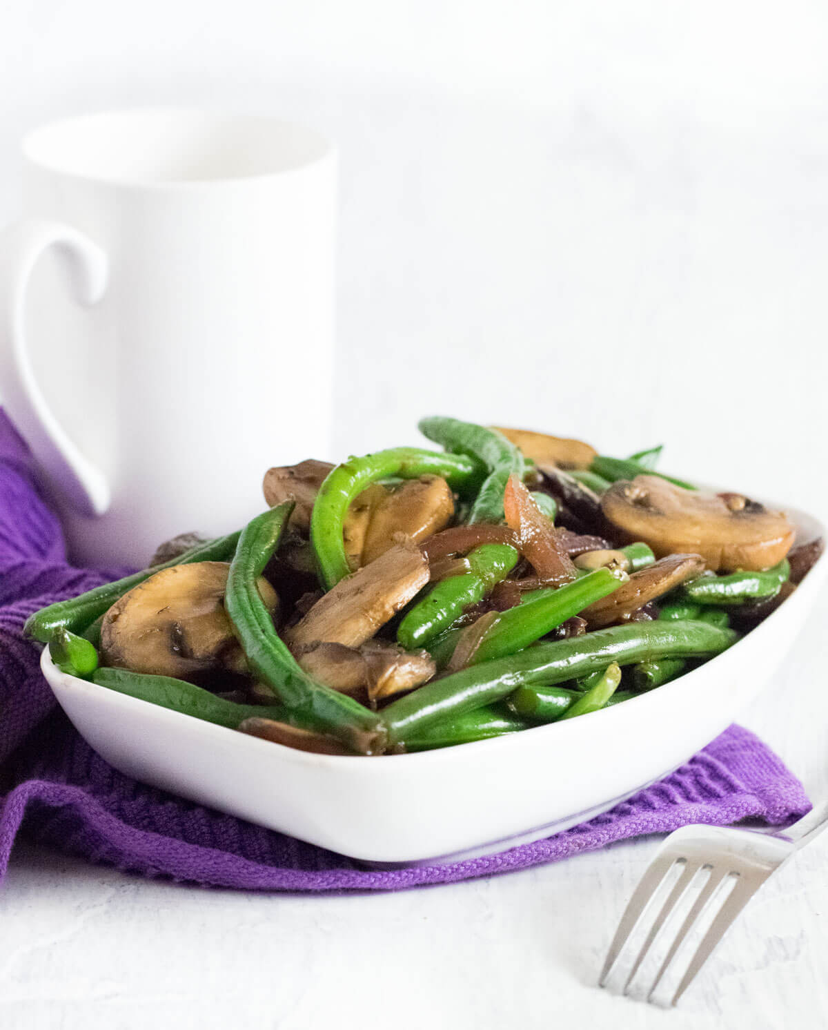 Green beans with mushrooms.