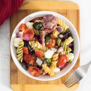Cold pasta salad recipe with Italian dressing.
